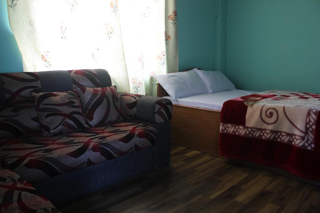 Bickey'S Homestay Pokhara Esterno foto