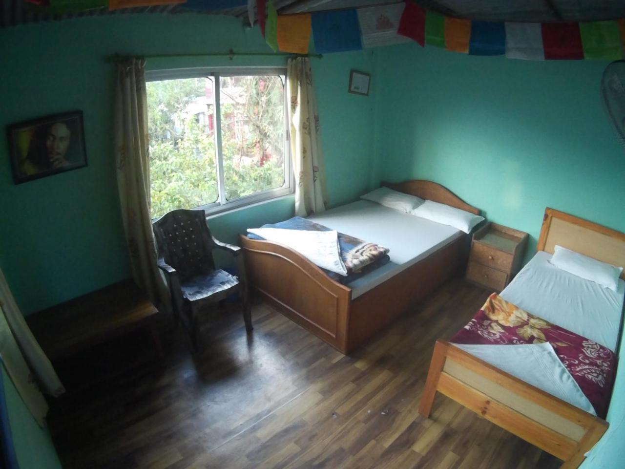 Bickey'S Homestay Pokhara Esterno foto